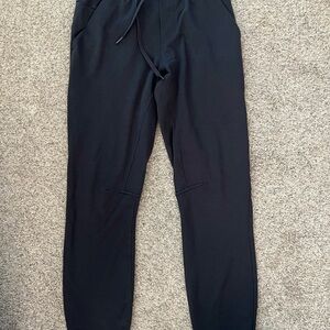 lululemon athletica Men's Black Tapered Sweatpants with Drawstring